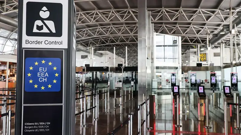 AB’nin Türk vatandaşlarını da kapsayan Schengen Bölgesi’ne yeni giriş-çıkış sistemi EES nasıl işleyecek?