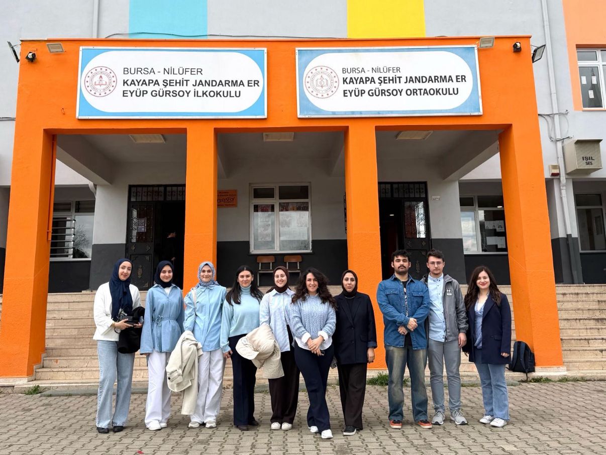 Bursa’da Örnek Okul: Kayapa Şehit Jandarma Er Eyüp Gürsoy İlk ve Ortaokulu’ndan Çok Yönlü Başarı