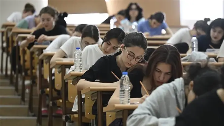 Öğrencilerin Kritik Günü